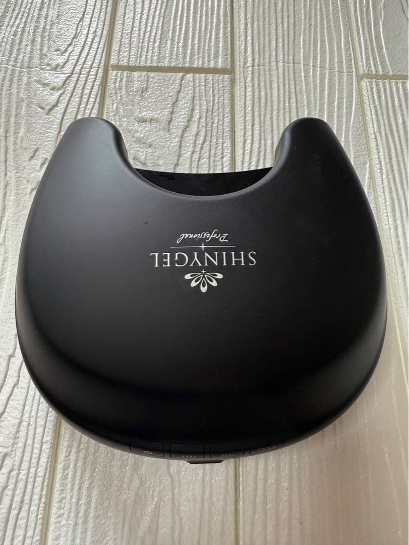 SHINYGEL Crescendo ネイルライト ブラック