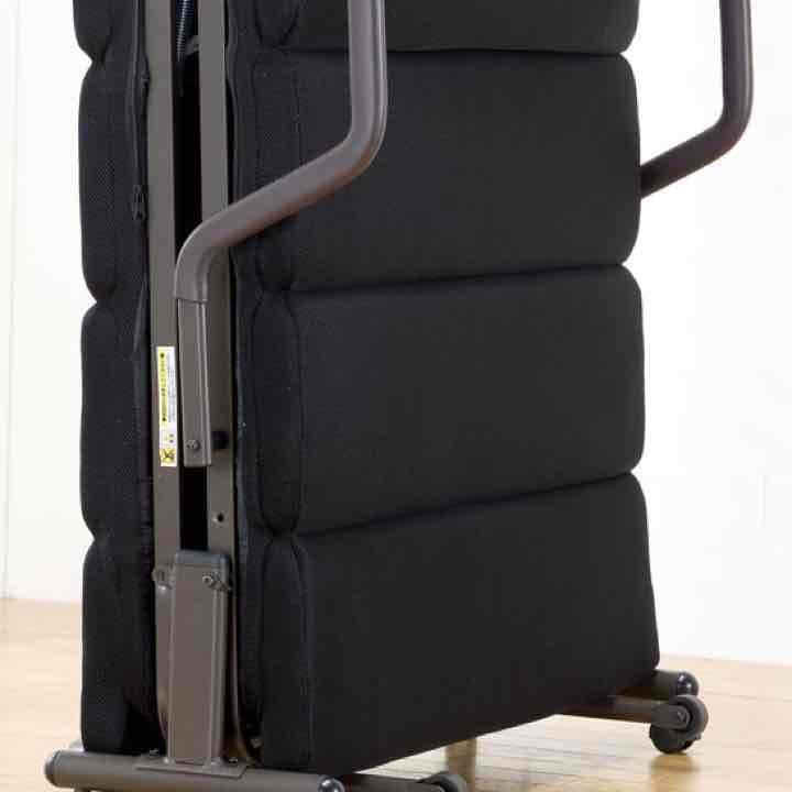 モコモコリクライニング折りたたみベッド