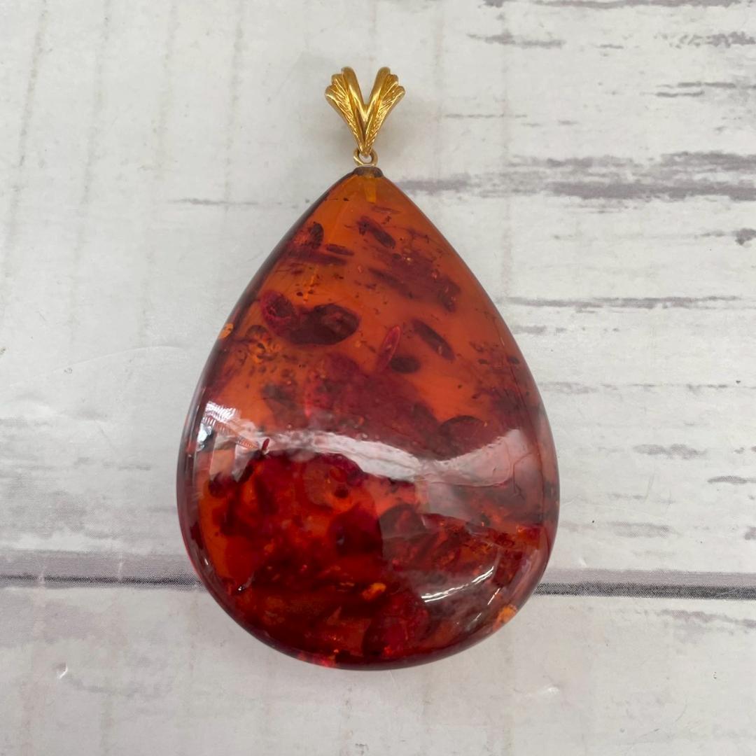 618.K18刻印有　琥珀ペンダントトップのみ 　大ぶり　楕円形