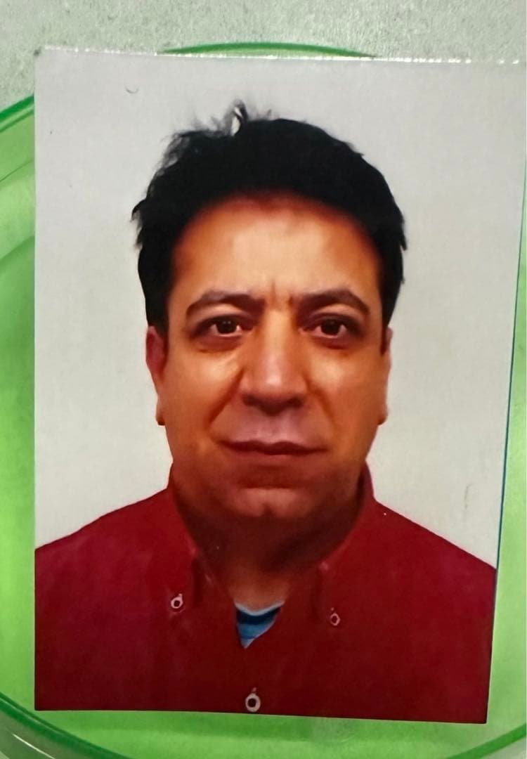 赤の他人の証明写真ガチャ』 レア⭐︎居酒屋花門マスター - メルカリ