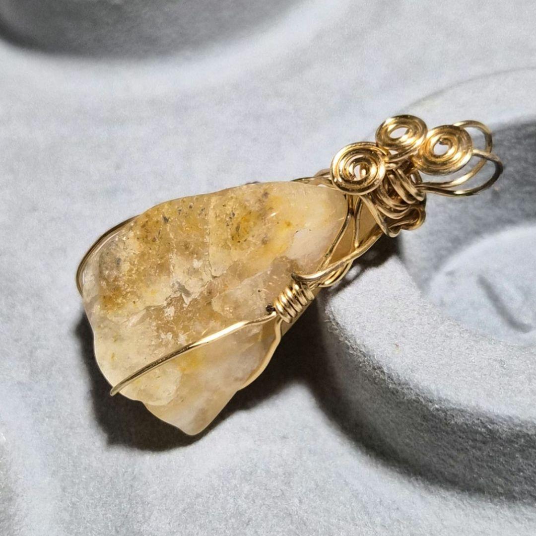 北海道 然別オパール 大雪オパール ワイヤーペントップ