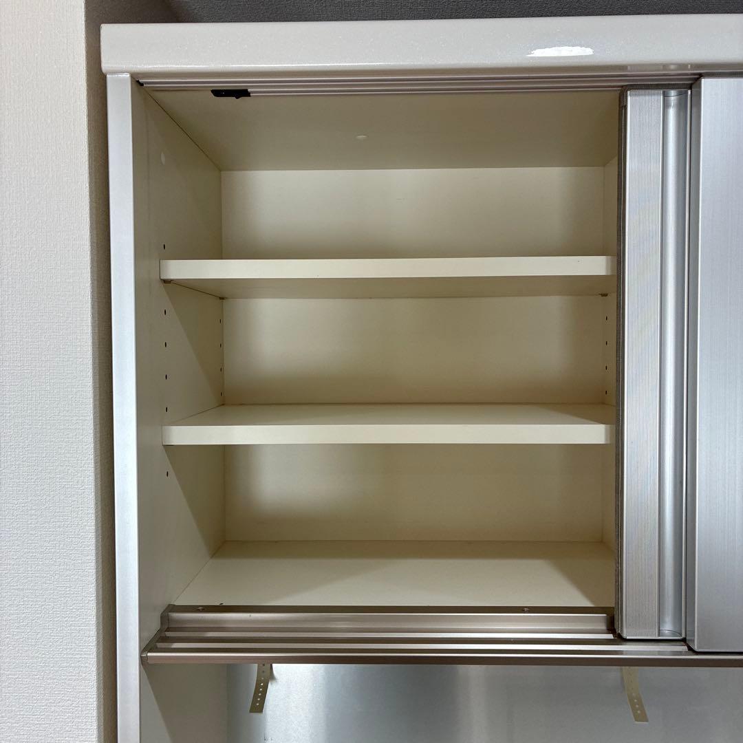 パモウナ　キッチンボード