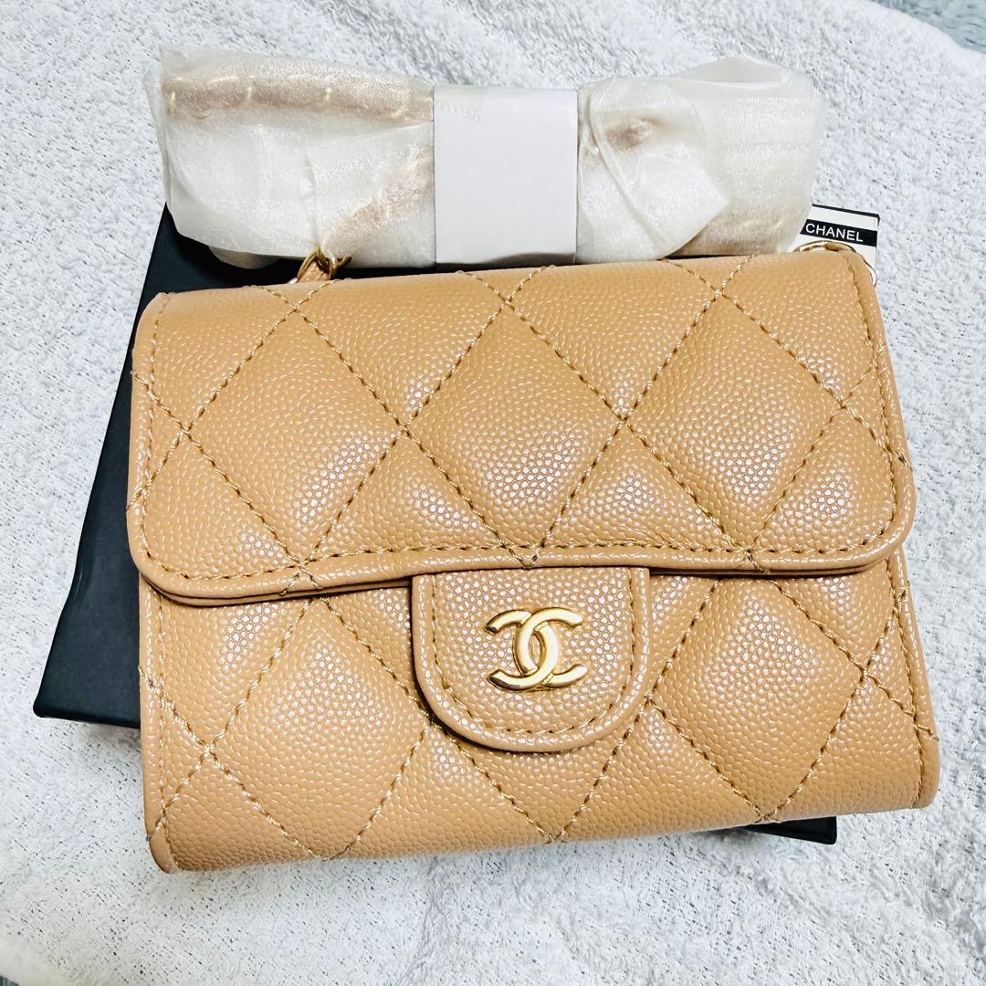 人気ノベルティのチェーンカードケースウォレット2つ折り財布 - メルカリ