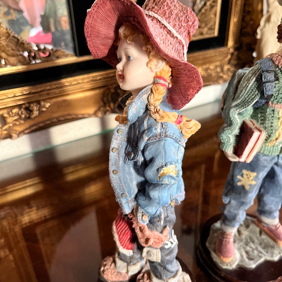 【更に値下げしました】MRHフィギュリン人形2点セット