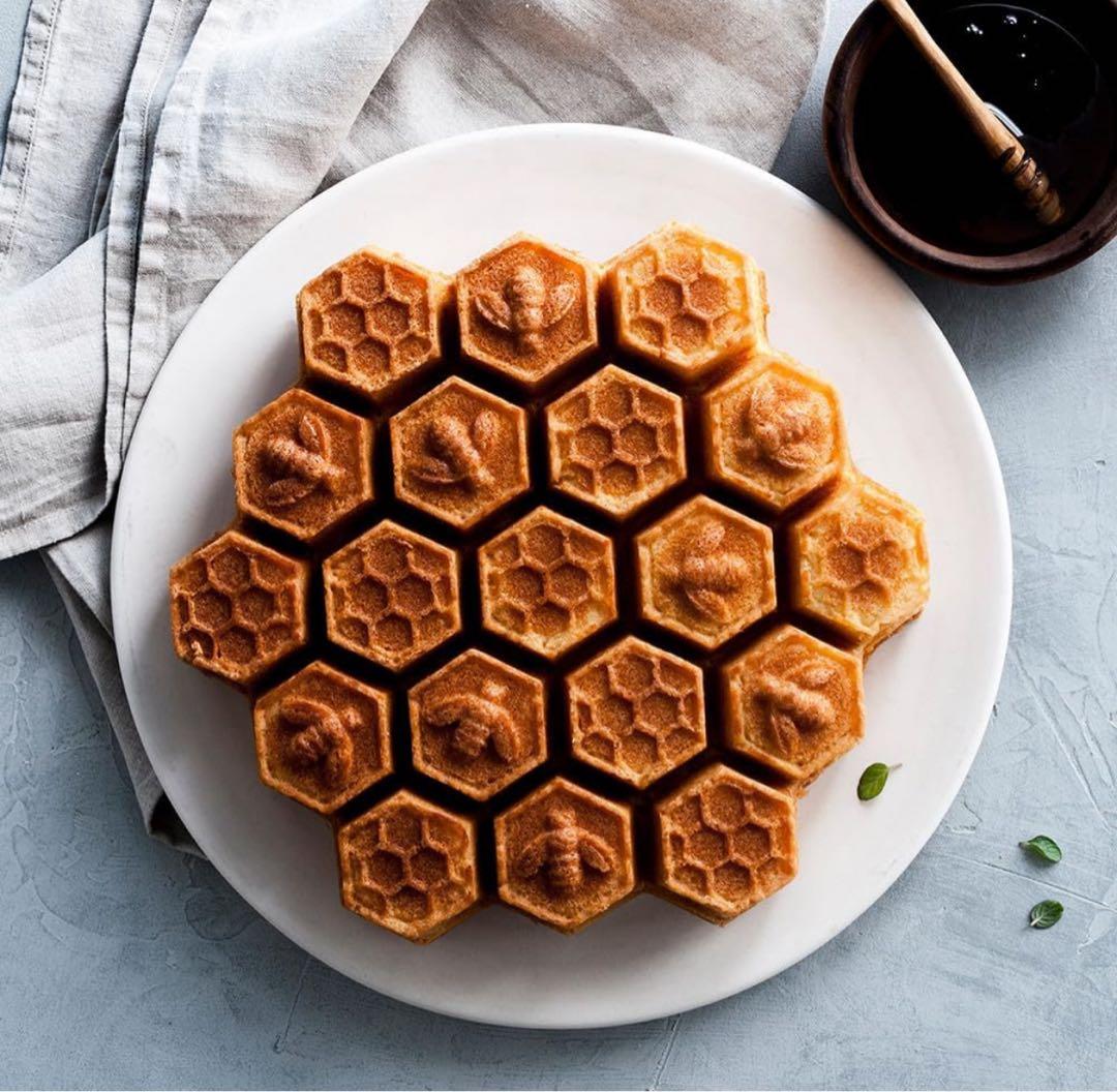 NORDIC WARE 蜂の巣型焼き型 ゴールド