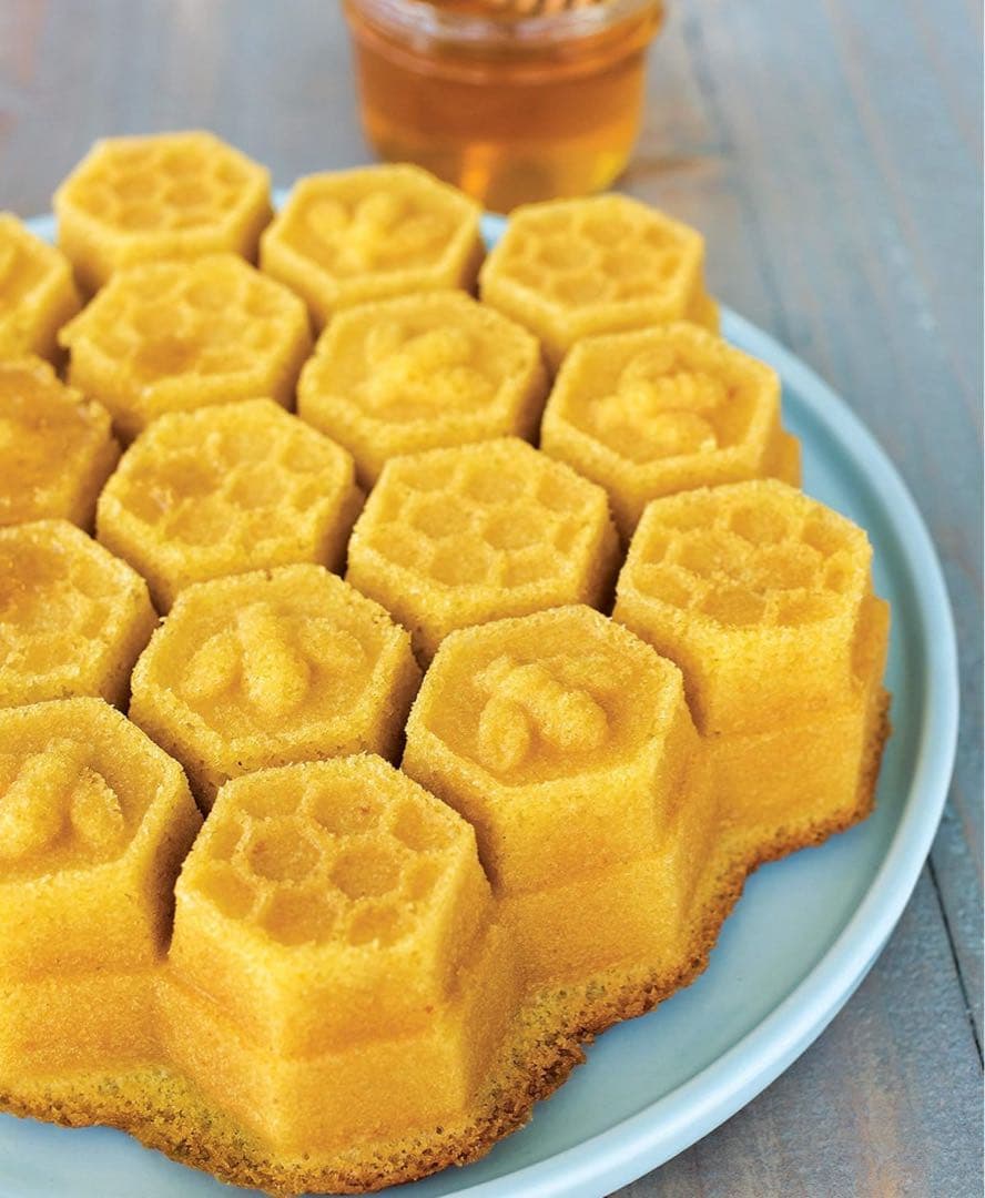 NORDIC WARE 蜂の巣型焼き型 ゴールド