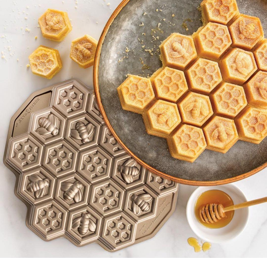 NORDIC WARE 蜂の巣型焼き型 ゴールド