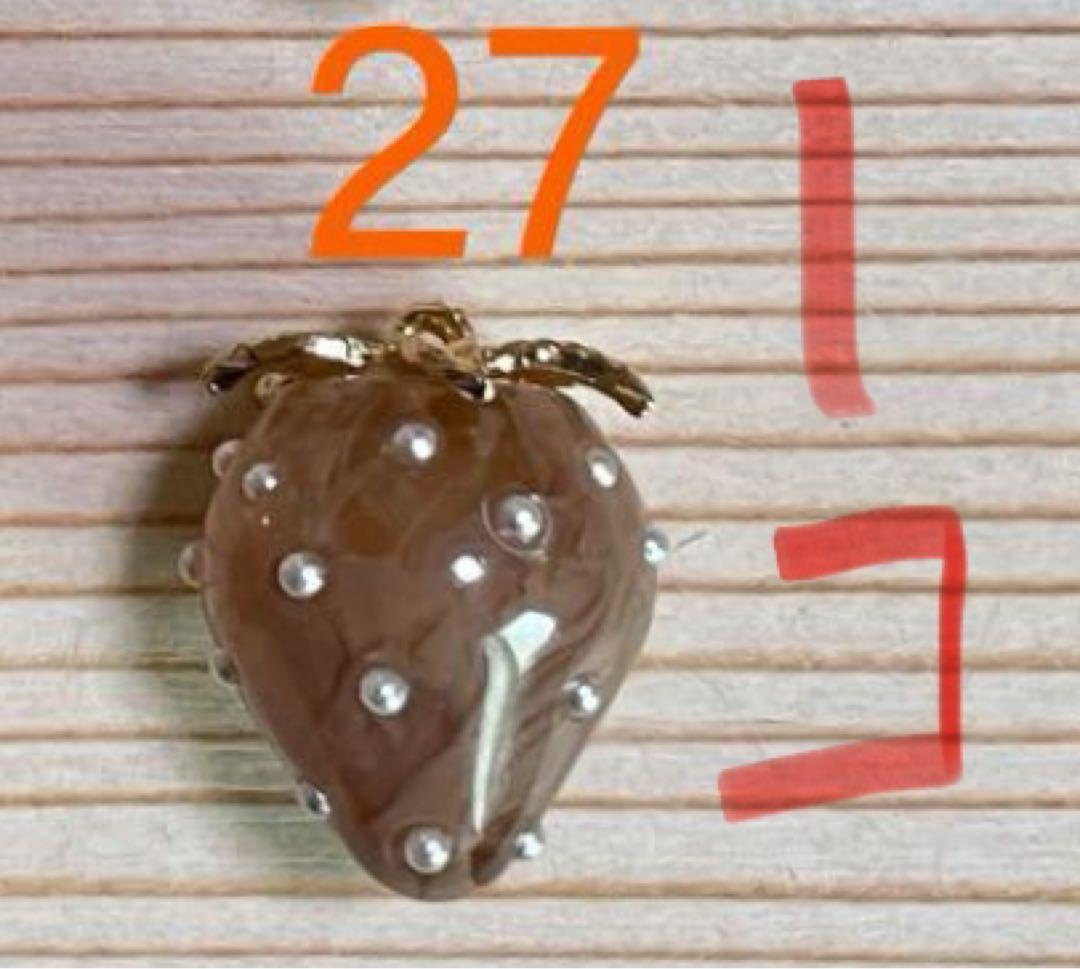 すももん ♡プロフ必読様 いちごちチャーム 90個 すももん ♡プロフ