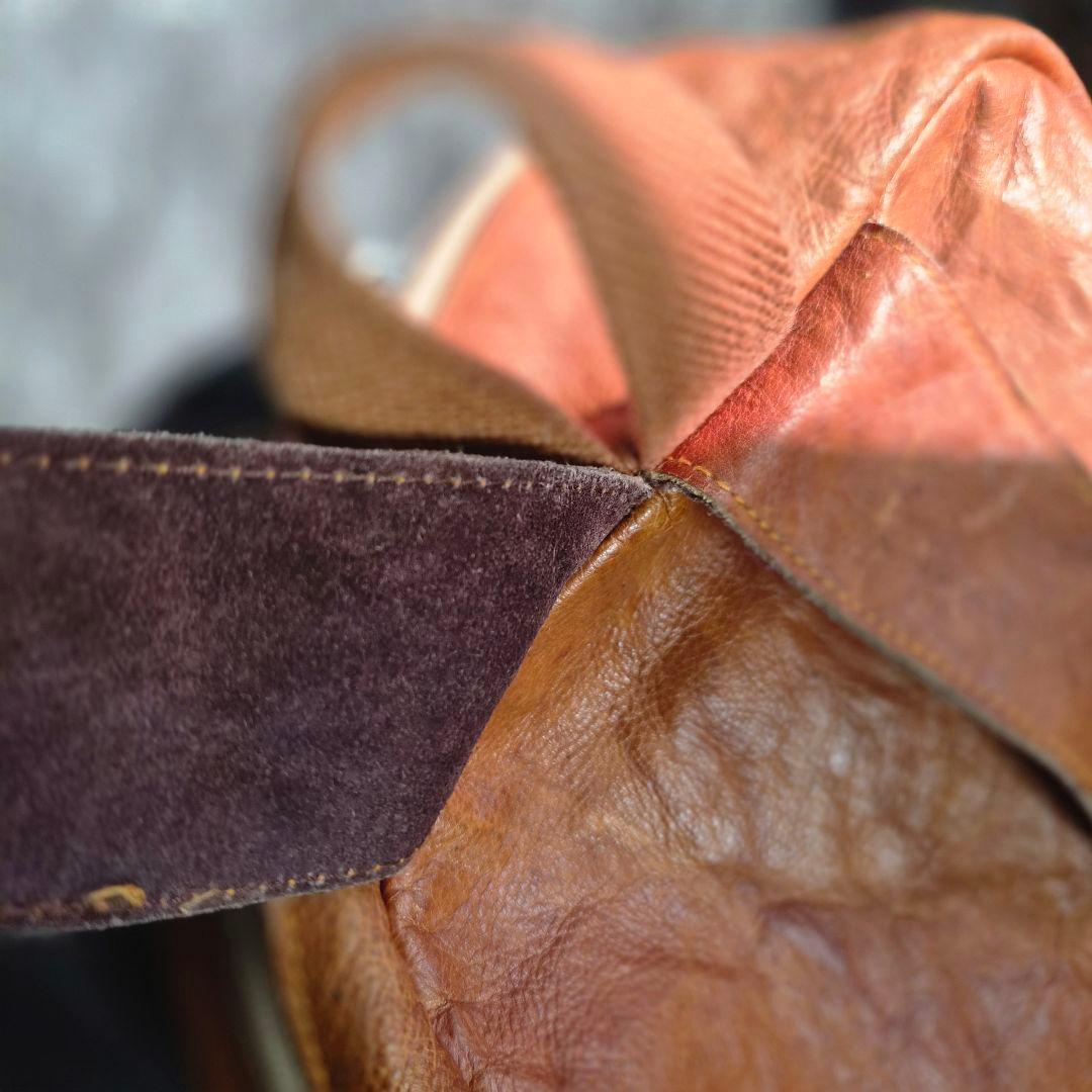 1点物】ハンドメイド革のリュック　ミャンマー製　日本デザイン