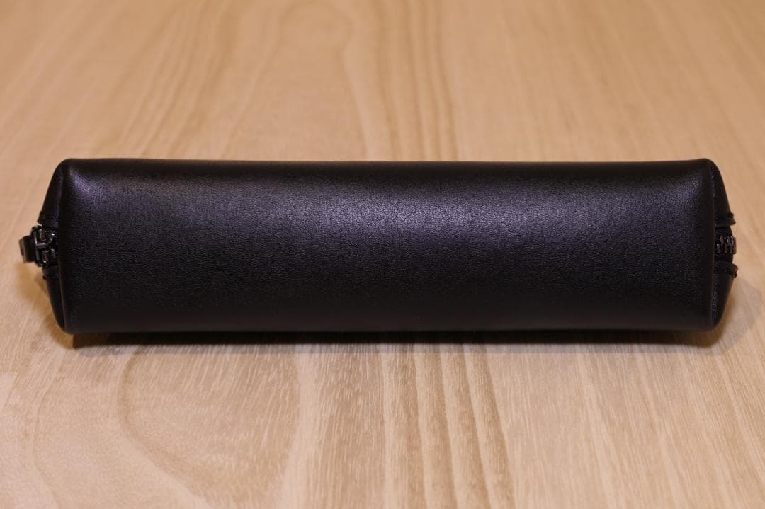 【やまー】新品　ペンケース　黒革　YKKエクセラ