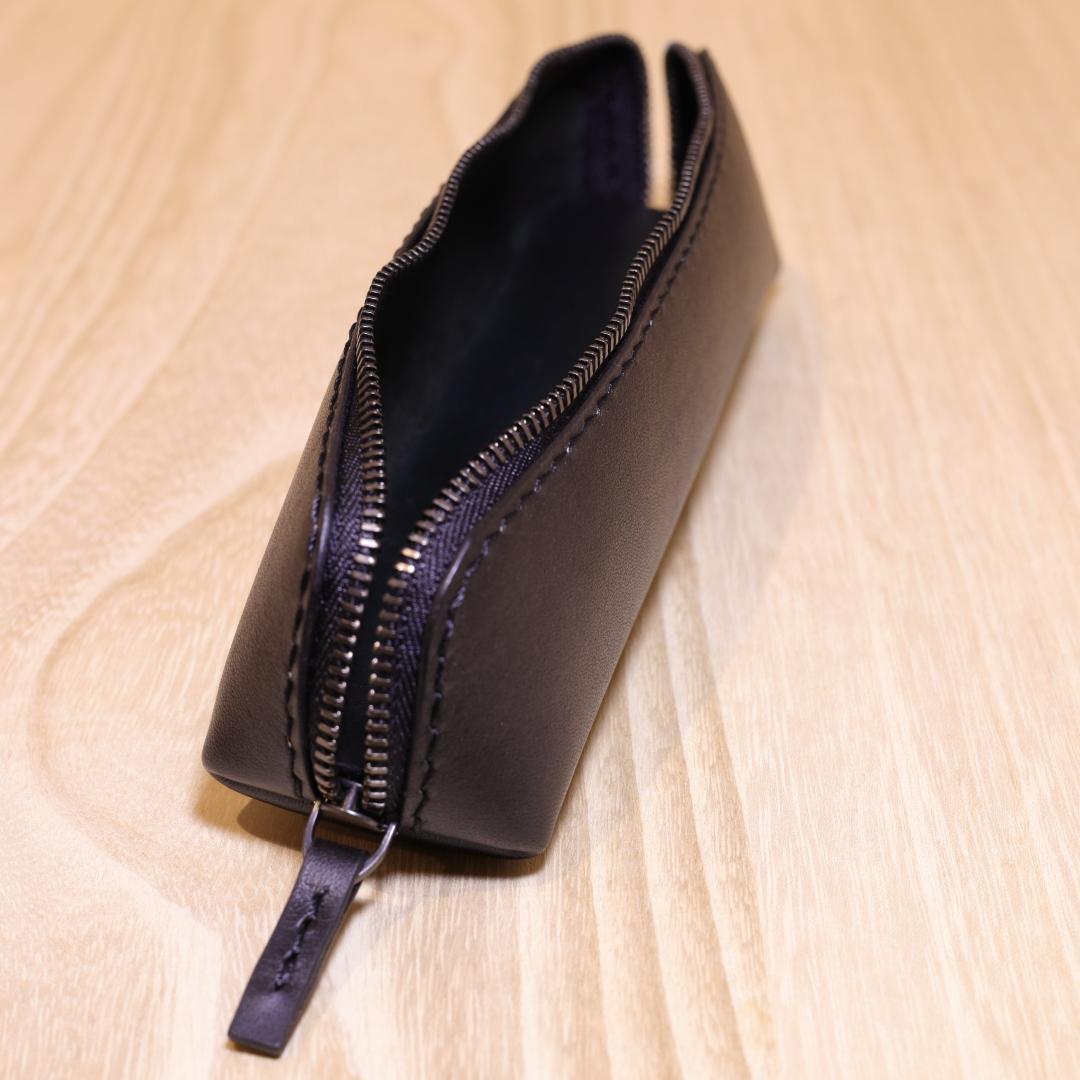 【やまー】新品　ペンケース　黒革　YKKエクセラ