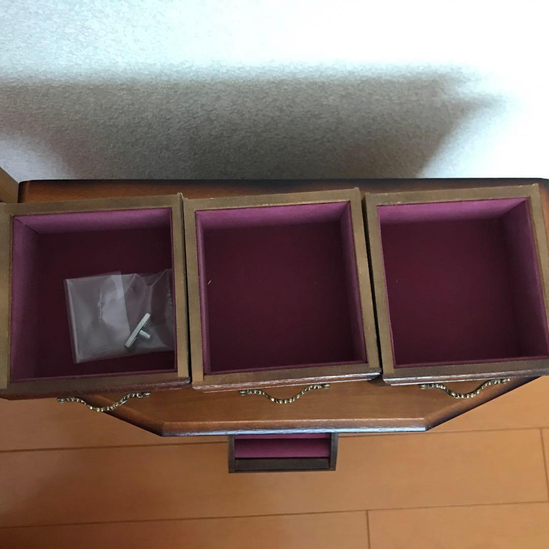 オルゴールつき　ジュエリーbox