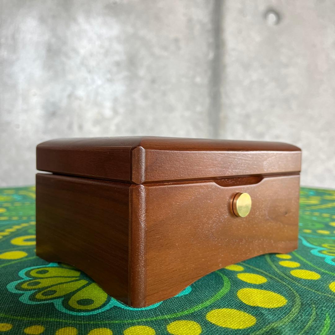 ☆sankyo☆サンキョー☆30弁オルゴール☆イエスタデイ【送料込み】