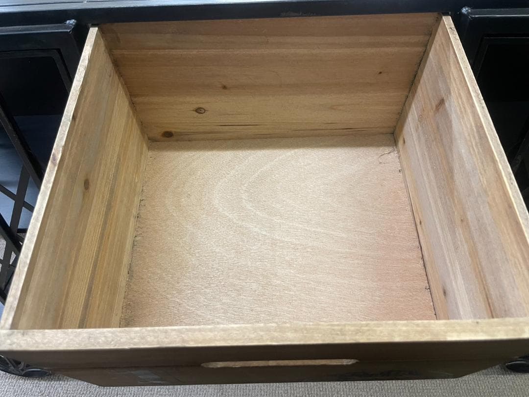 スチール　キャビネット　インダストリアル　サイドボード　引出　レトロ　キャスター