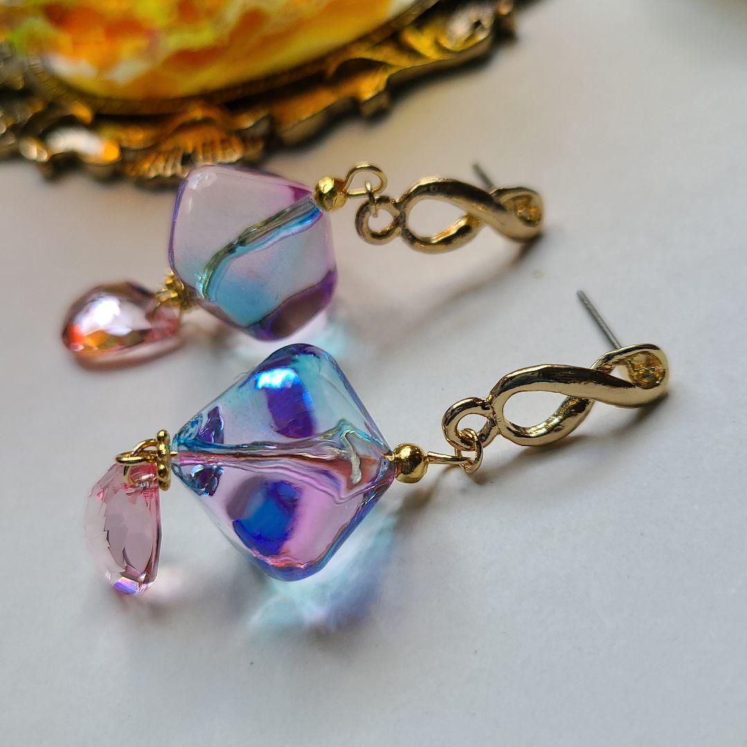 ハンドメイドピアス1644