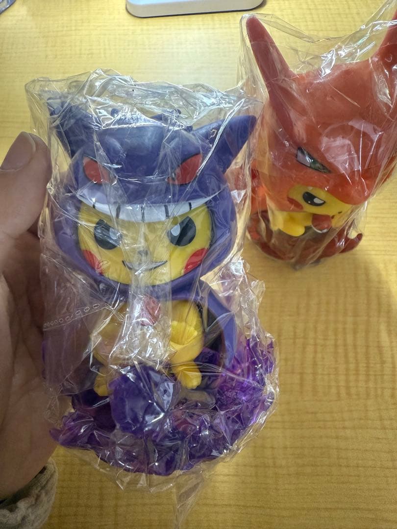 ポケモン ピカチュウ リザードン ゲンガー 着ぐるみ フィギュア 2体
