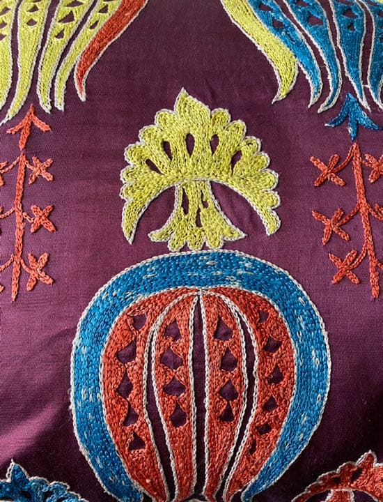 ウズベキスタン製 シルク スザニ刺繍 クッションカバー 58×50 SZN721