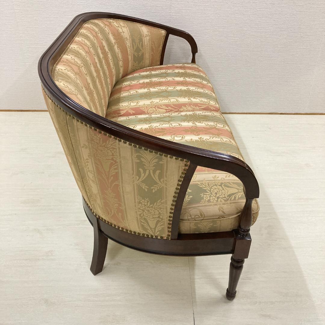 【マルニ】ケントコート KENT COURT　２人掛けソファ　鋲打ち　クラシック