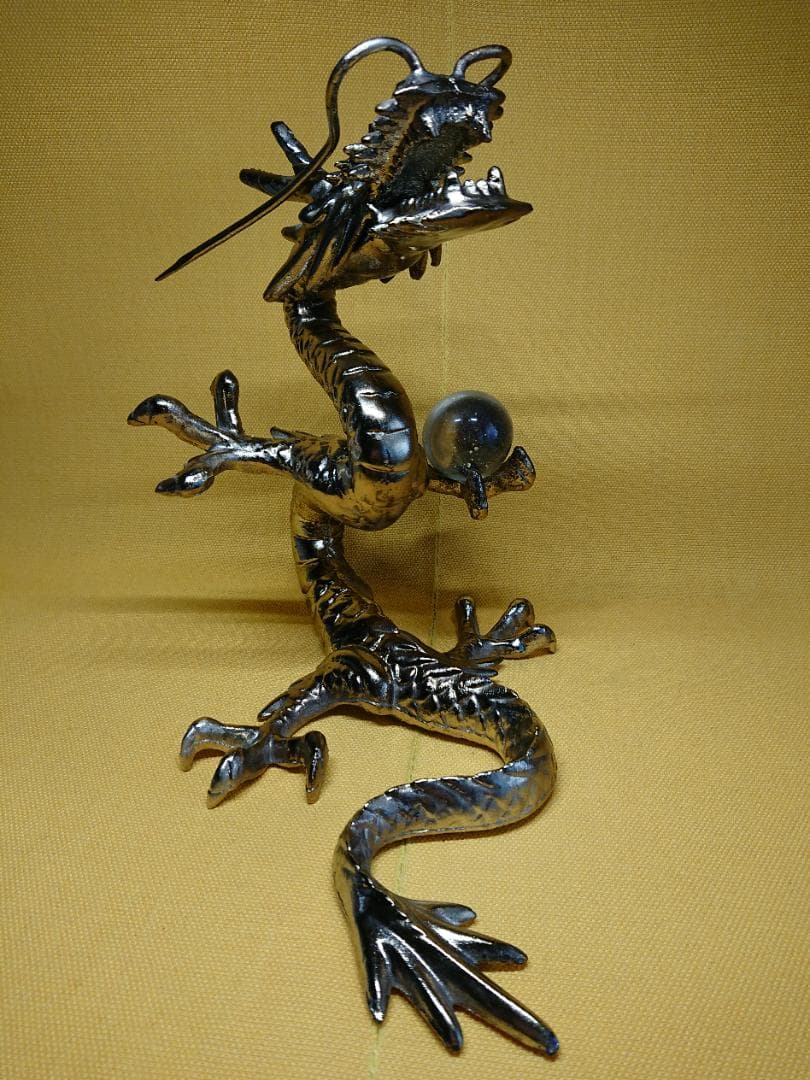 龍　昇龍　金属　2.3kg　置物　インテリア　工芸品　美術品　A3229