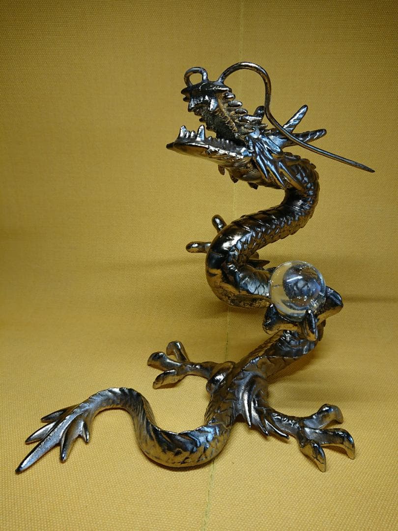 龍　昇龍　金属　2.3kg　置物　インテリア　工芸品　美術品　A3229