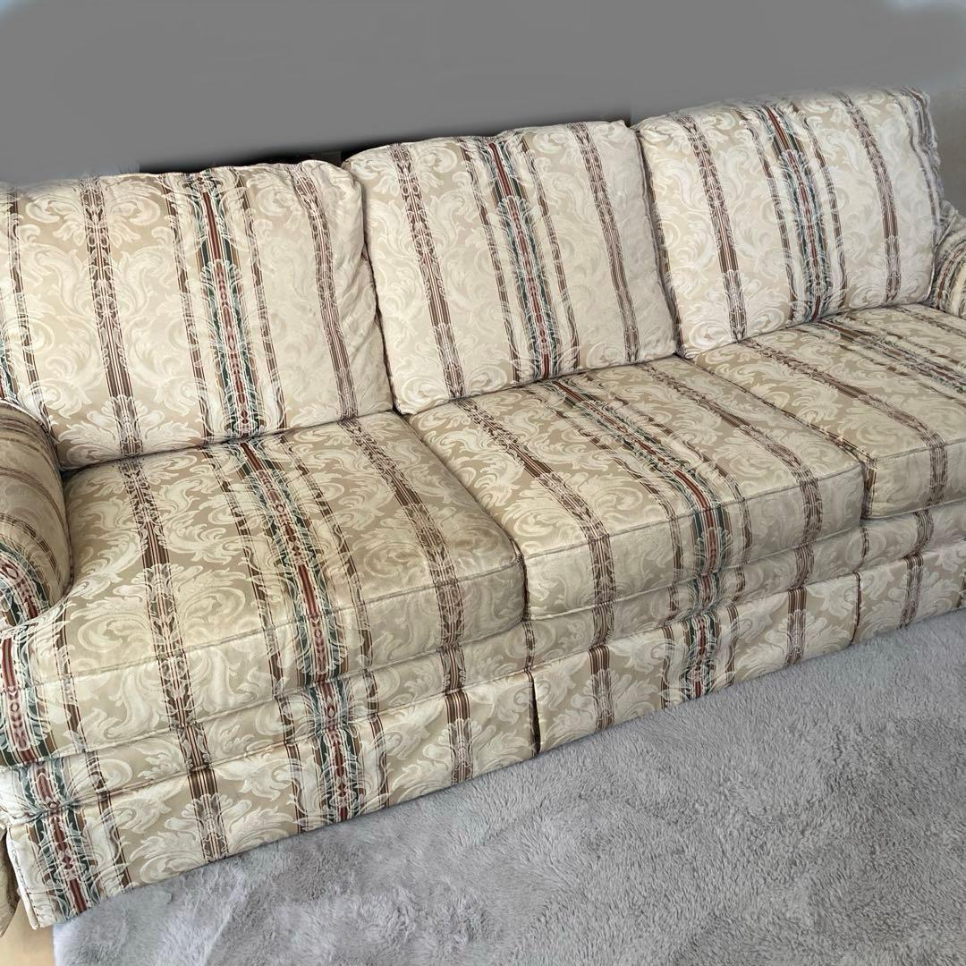 トーマスビル　3人掛けソファ