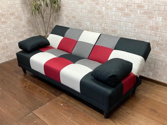 ソファーベッド　小テーブル付き　パッチワーク柄　レッドMIX　ソファ　新品