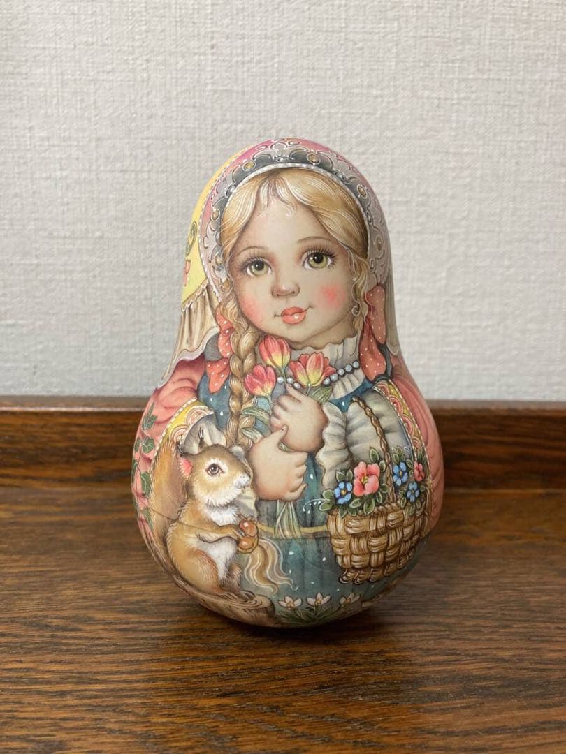 ロシア雑貨☆お起き上がりこぼし♪『チューリップと女の子』イリーナ作マトリョーシカ