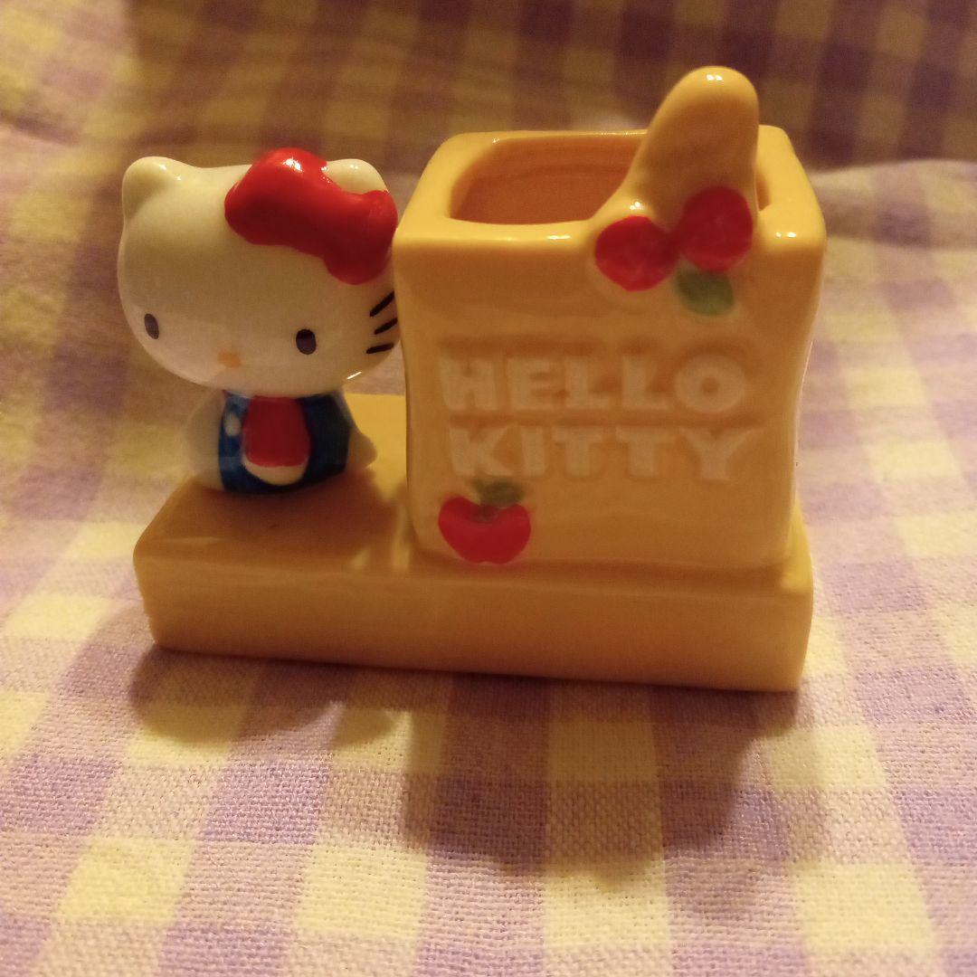 超激レア！ サンリオ ハローキティ 陶器 ペン立てVivitix 2004年