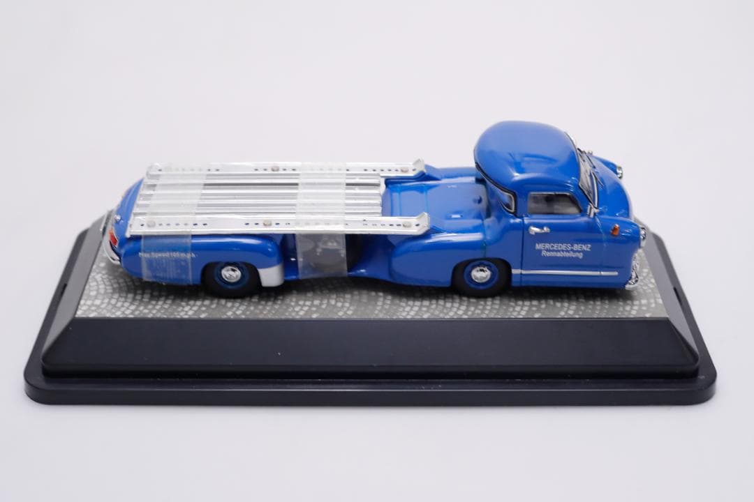 ミニカー 1/43 Mercedes-Benz Rennwagen-transporter