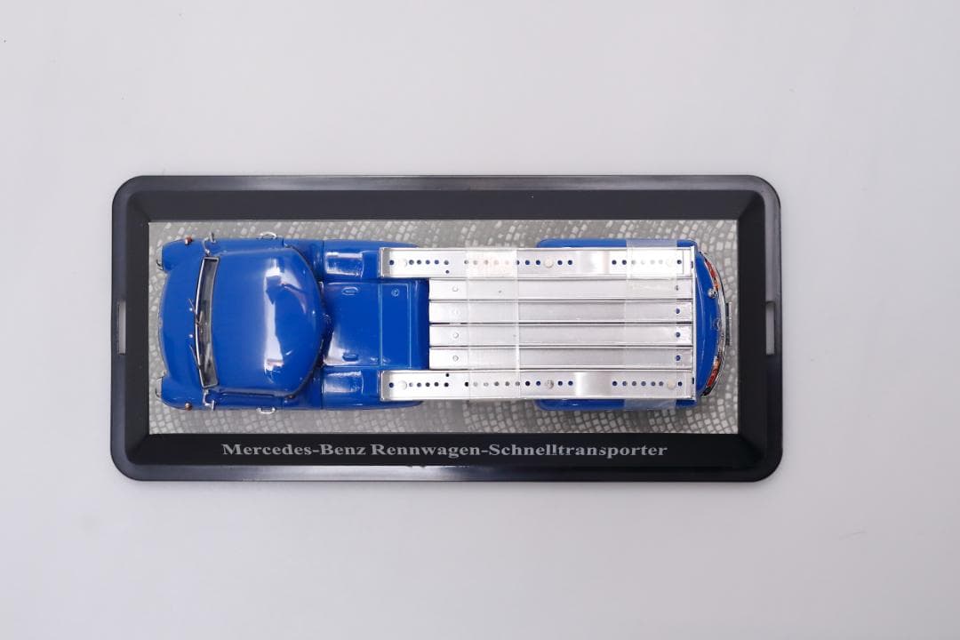 ミニカー 1/43 Mercedes-Benz Rennwagen-transporter