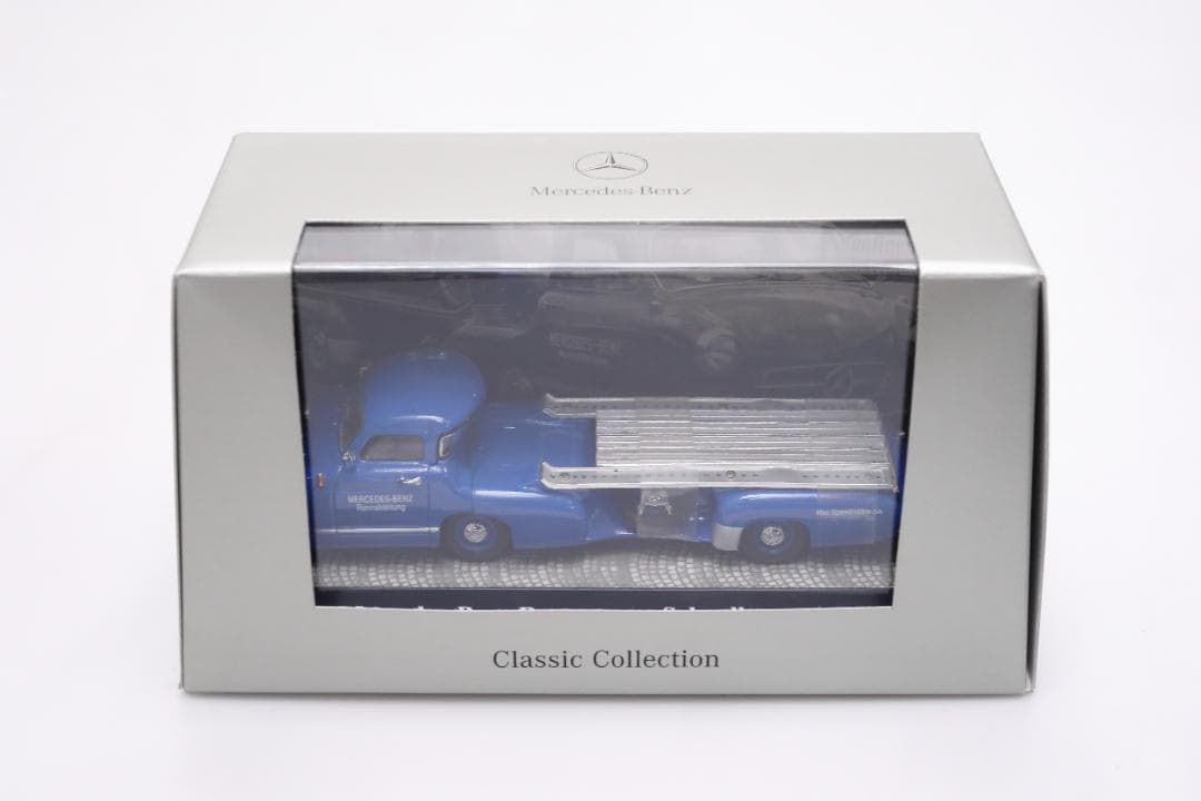 ミニカー 1/43 Mercedes-Benz Rennwagen-transporter