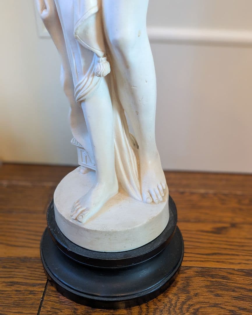 ギリシャ・ローマ彫刻① 水浴びをする女性像