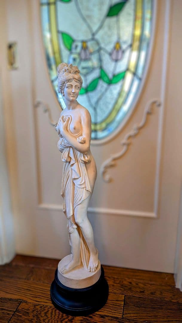 ギリシャ・ローマ彫刻① 水浴びをする女性像