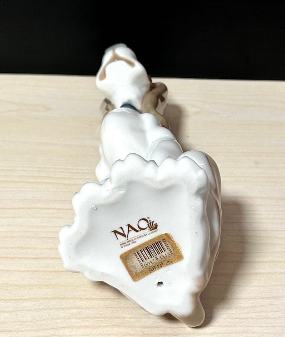 R*k様 LLADRO リヤドロ　NAO ナオ　『主人を待って』　犬　フィギュリ