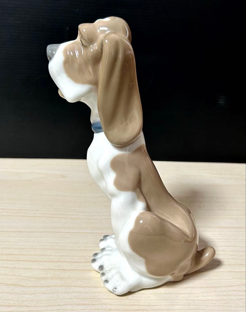 R*k様 LLADRO リヤドロ　NAO ナオ　『主人を待って』　犬　フィギュリ