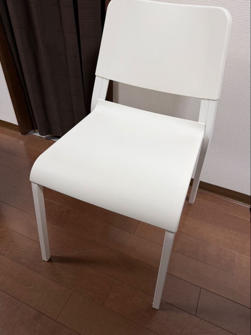 【美品‼︎値下げ対応】IKEA ホワイト 長方形 ダイニングテーブル　椅子4脚付き