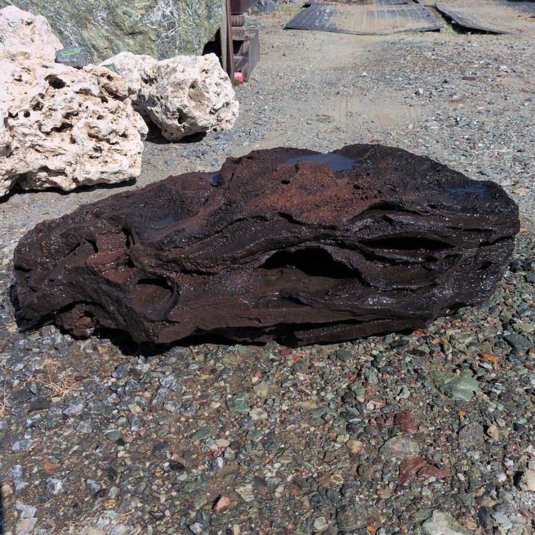 浅間溶岩石　56キロ　庭石　石　石材 庭　坪庭　ガーデニング　鑑賞石