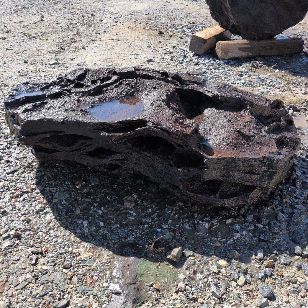 浅間溶岩石　56キロ　庭石　石　石材 庭　坪庭　ガーデニング　鑑賞石