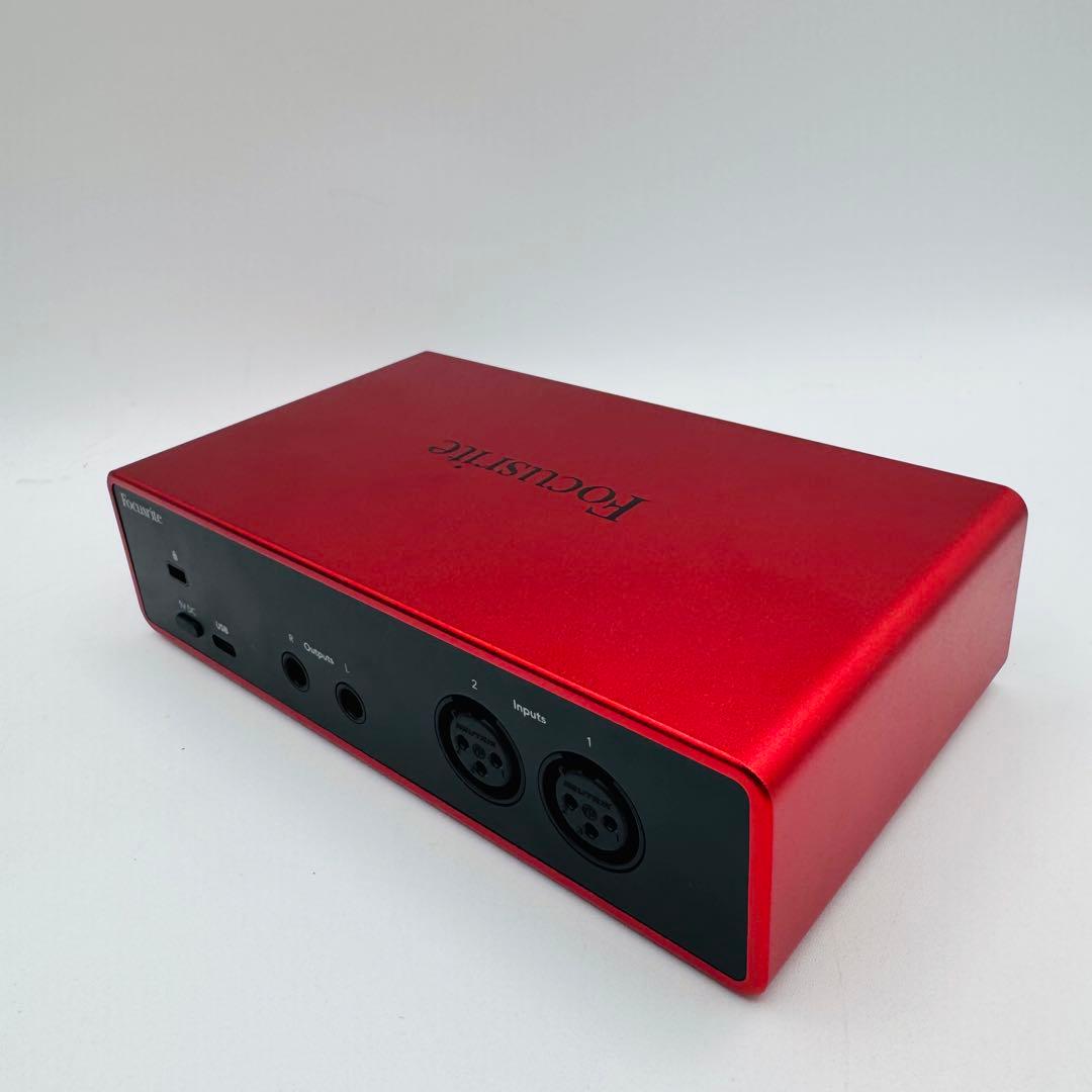 Focusrite Scarlett 2i2 第4世代オーディオインターフェース