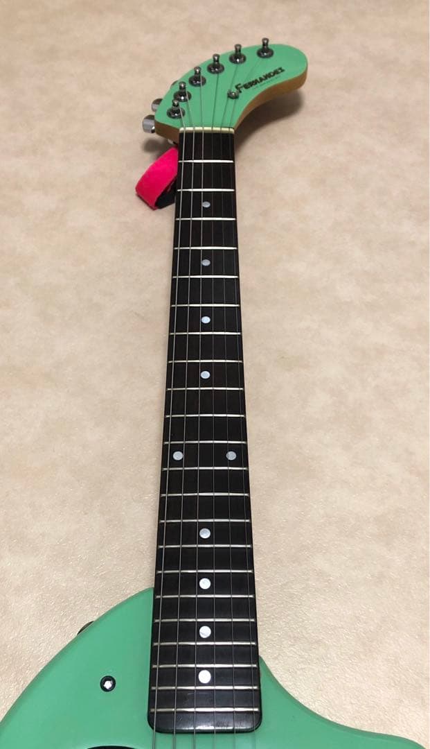 美品】ZO-3 ミントグリーン アンプ内蔵ミニギター ディマジオPU搭載