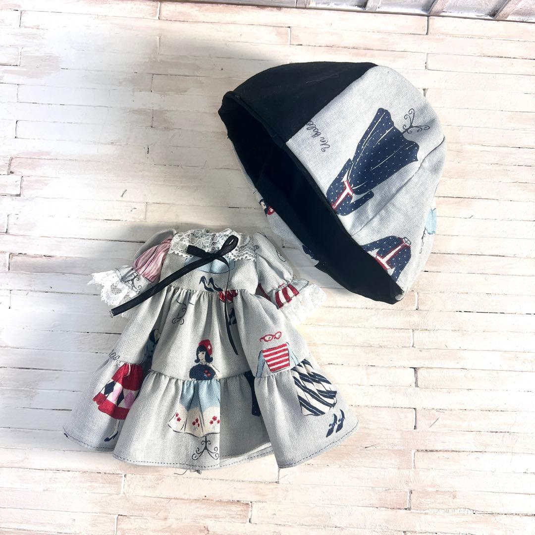 ♡ブライス　アウトフィット　ワンピース　帽子　セット