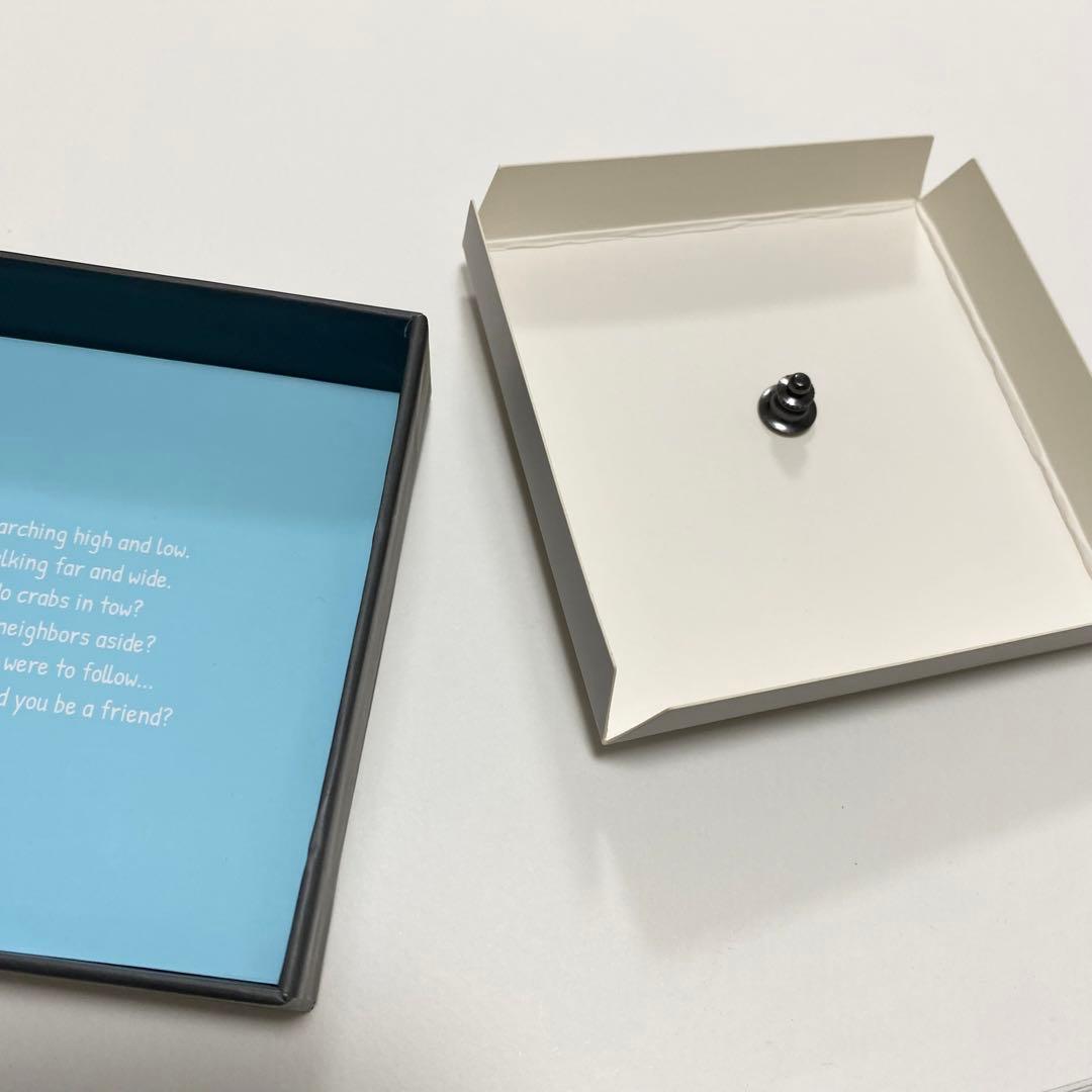 sky星を紡ぐ子どもたち 【ひっくり返り闇の蟹】 ピンバッジ 連携済