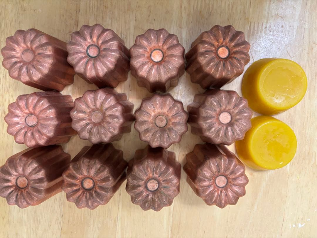 ①銅カヌレ型 大12個セット 国産ミツロウ80g付き