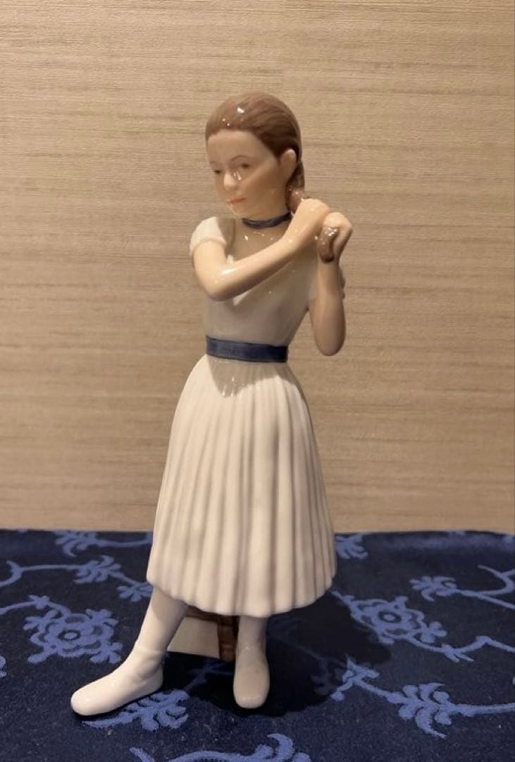レア❣️美品◼️ロイヤルコペンハーゲン　フィギュリン　女の子