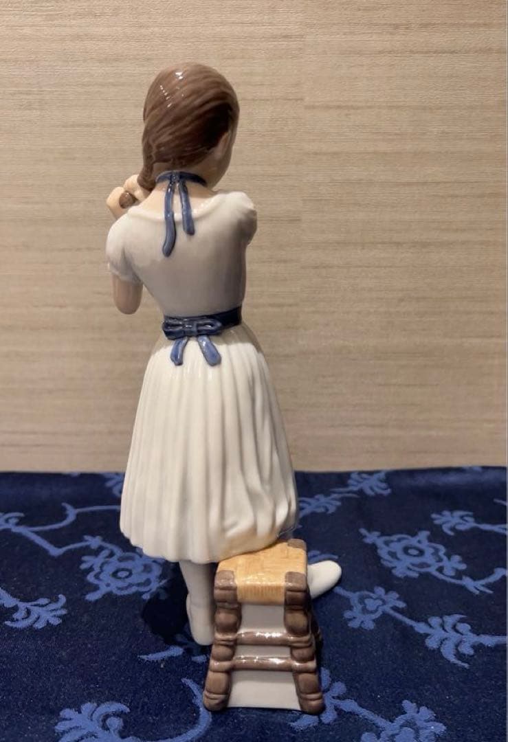 レア❣️美品◼️ロイヤルコペンハーゲン　フィギュリン　女の子