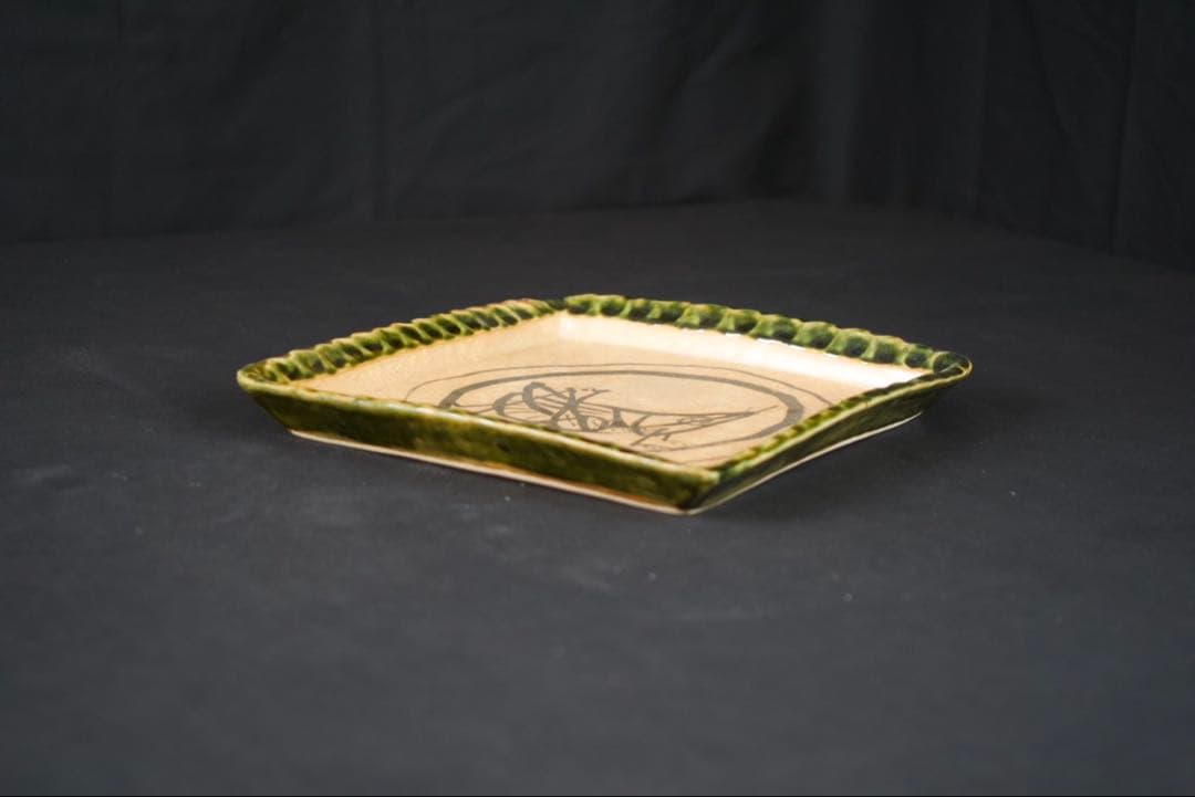 北川民次 バッタ 霞仙作 絵皿 飾皿 洋画家 二科会 静岡