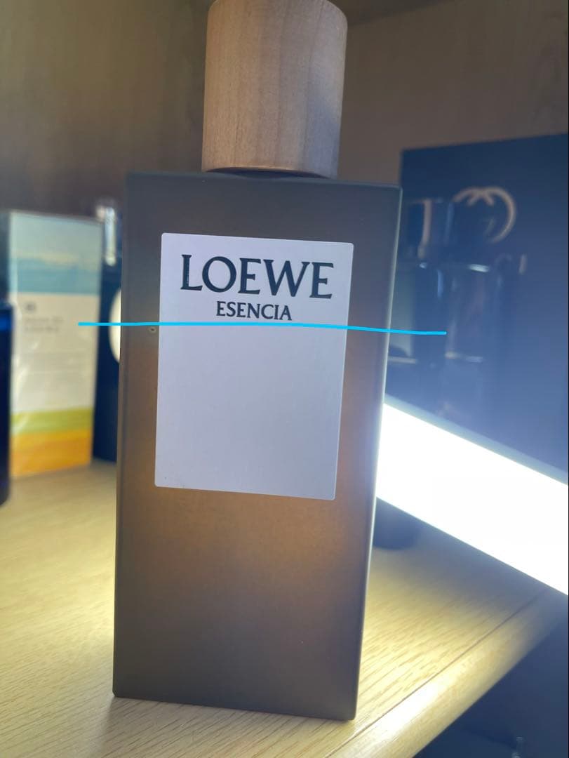 LOEWE エッセンシア　オードトワレ 100ml