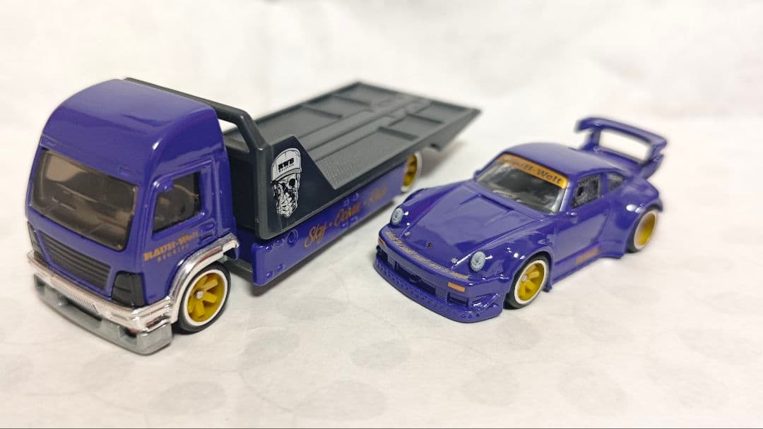 ホットウィール RWB ポルシェ 930 紫・白