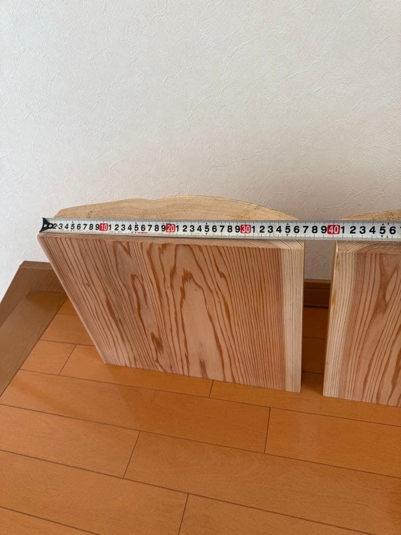 天然杉一枚板極美杢目自然曲線のテーブル蜜蝋クリーム仕上げ‼️