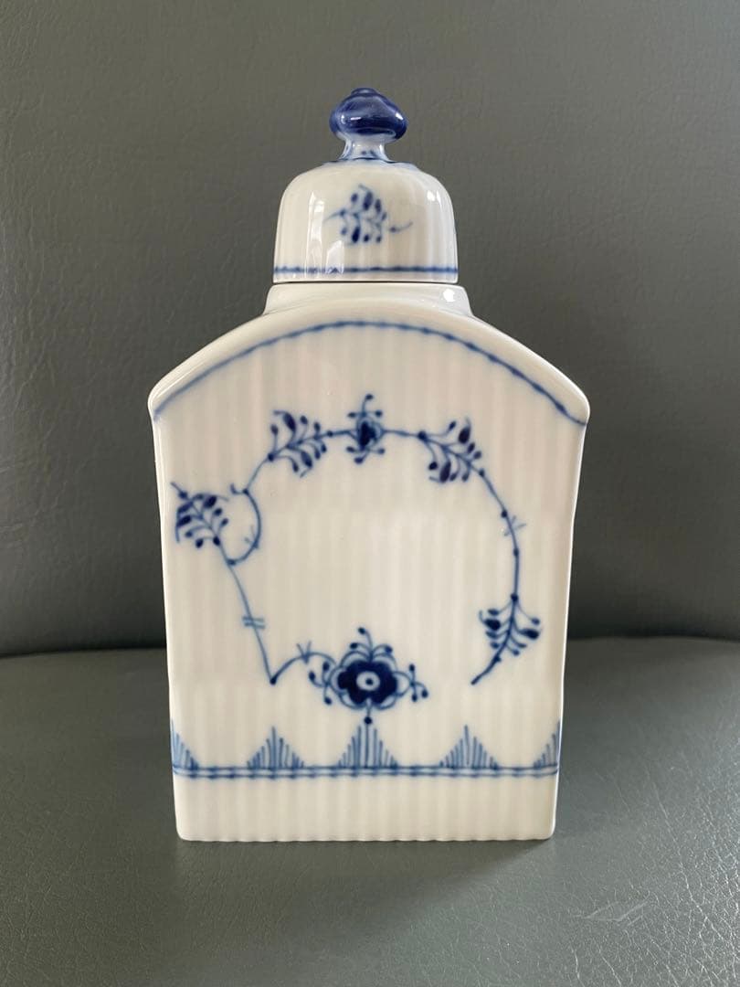 送料込みロイヤルコペンハーゲン　ティーキャディーボックス箱付き未使用美品